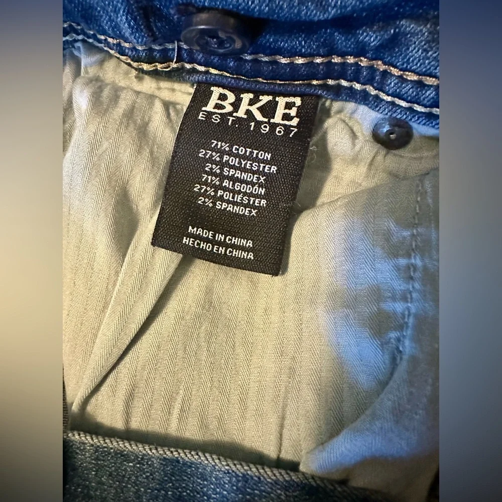 BKE Hudson Boys’ Jeans Relaxed Straight Fit in Size 16 Regular - Picture 4 of 9